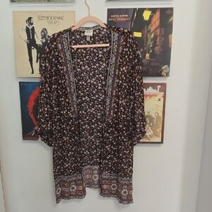 Knox Rose Floral Kimono Cardigan - Black and Pink